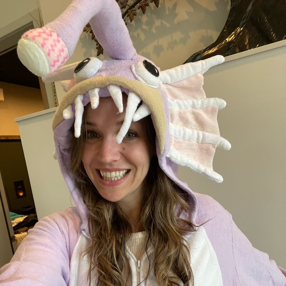 Meet your Posher, Cami